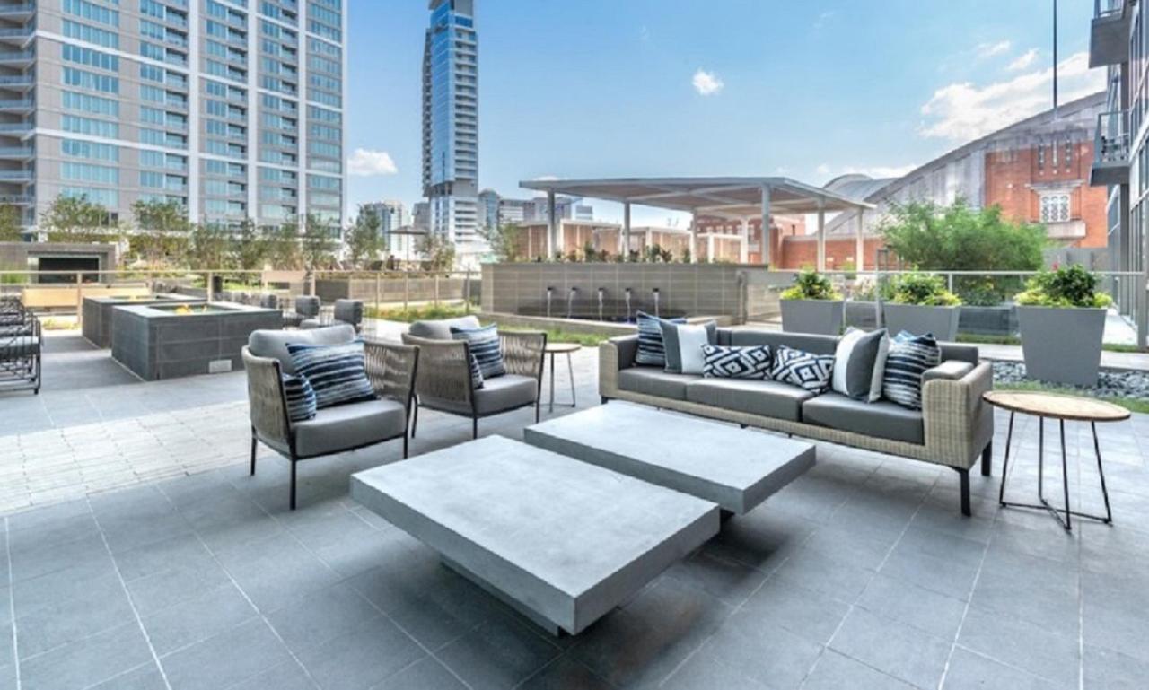 Downtown Dallas Apt With View Walking Distance To Aac With Free Parking Pool Wifi Zewnętrze zdjęcie